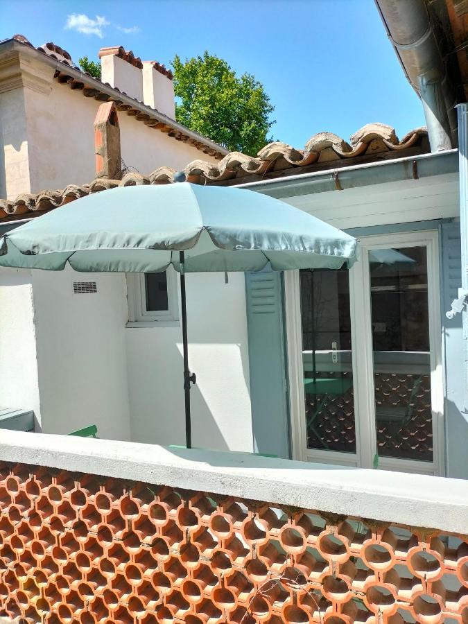 Studio Terrasse, Intra-Muros, Climatise Avec Wifi Avignon Exterior photo